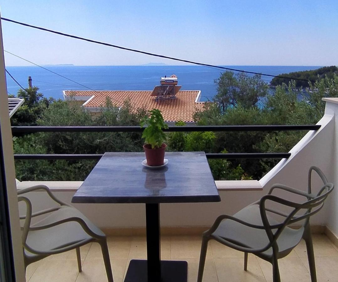 Bel Air Rooms Himare Eksteriør bilde