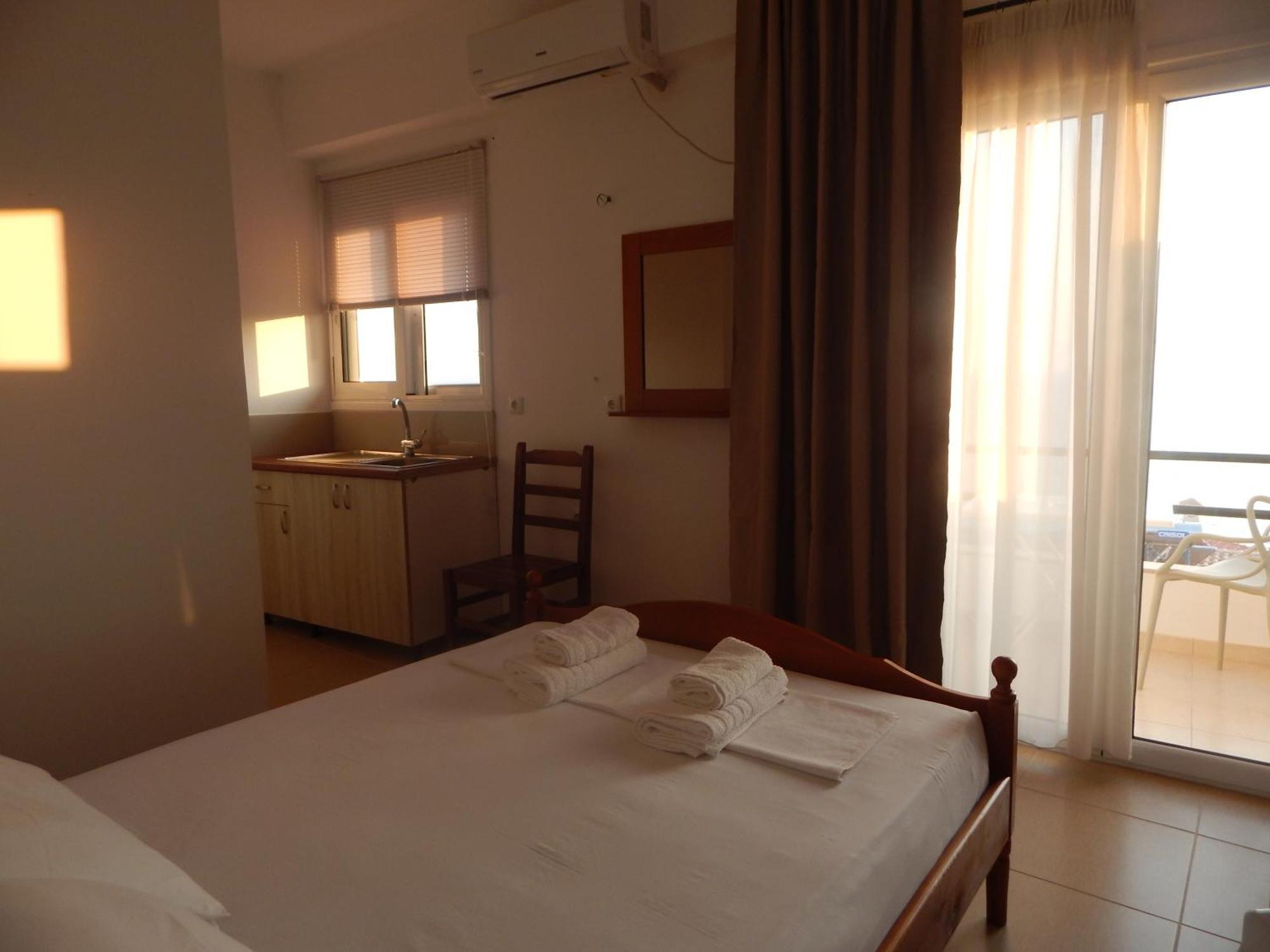 Bel Air Rooms Himare Eksteriør bilde