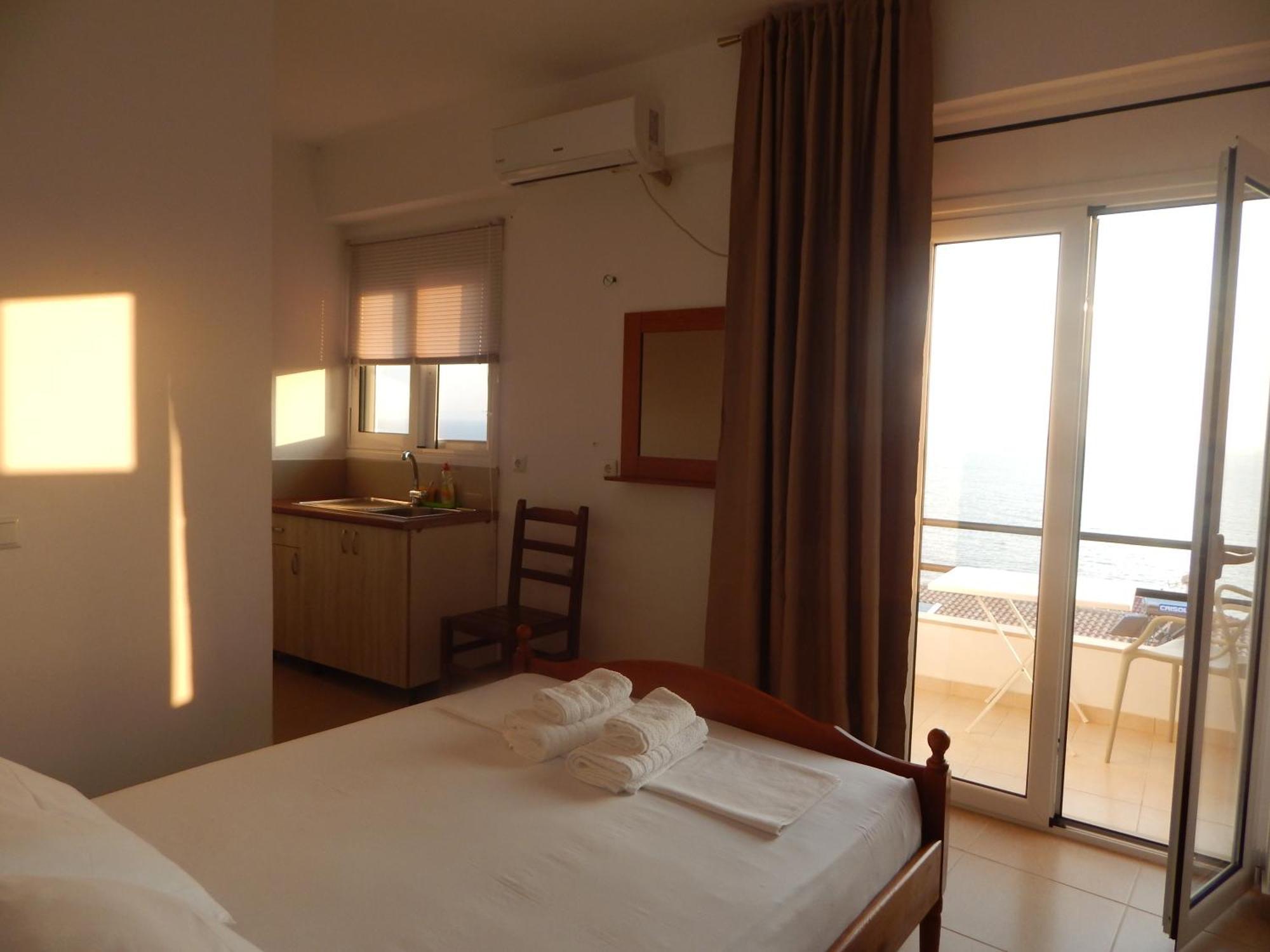 Bel Air Rooms Himare Eksteriør bilde