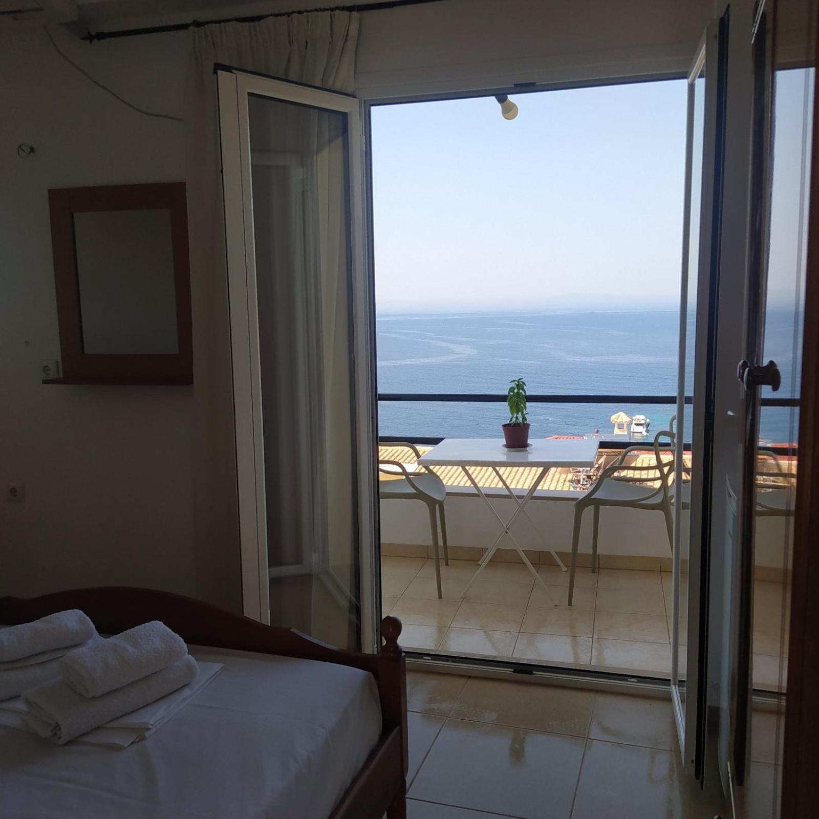 Bel Air Rooms Himare Eksteriør bilde